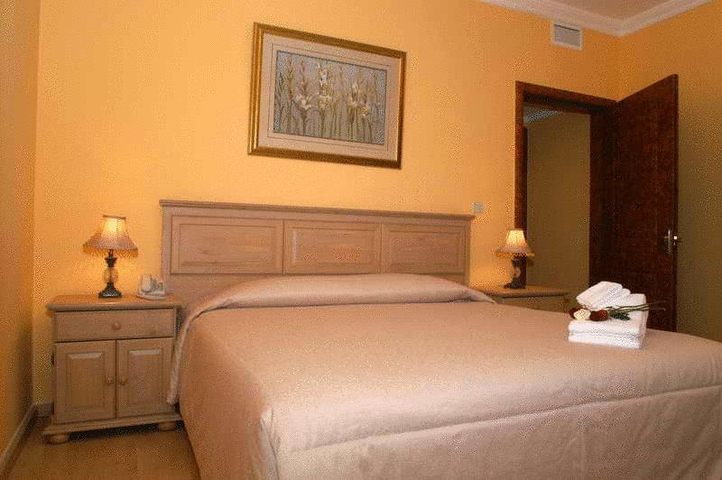 The Royal Express Sharq Hotel Kuwait City Bagian luar foto