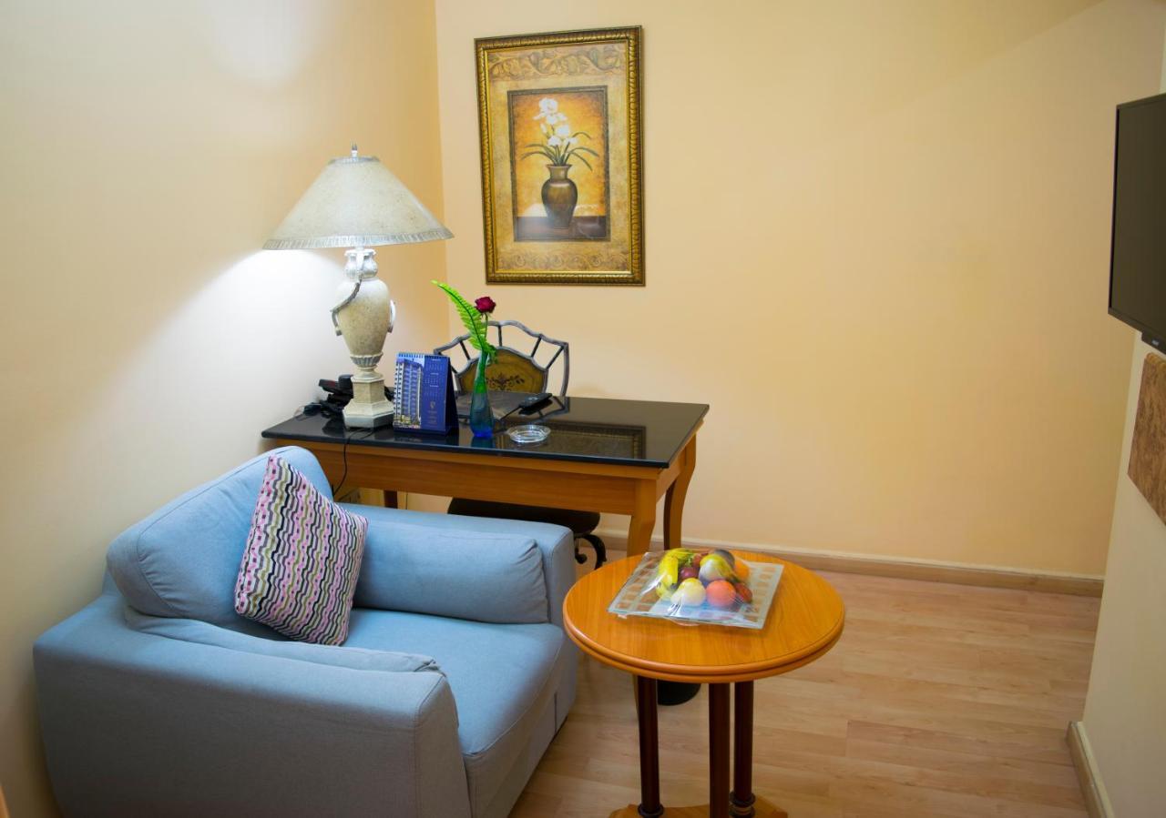 The Royal Express Sharq Hotel Kuwait City Bagian luar foto